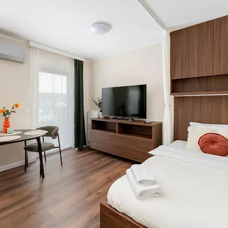 Rondo Matecznego Signature By Bookinghost Apartment Krakow