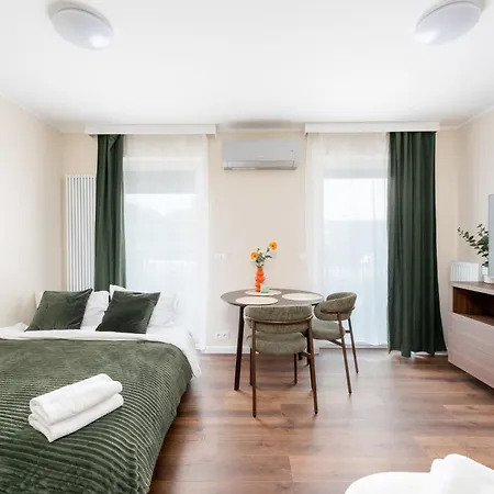 Rondo Matecznego Signature By Bookinghost Apartment *