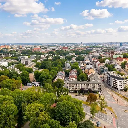 Rondo Matecznego Signature By Bookinghost * Krakow